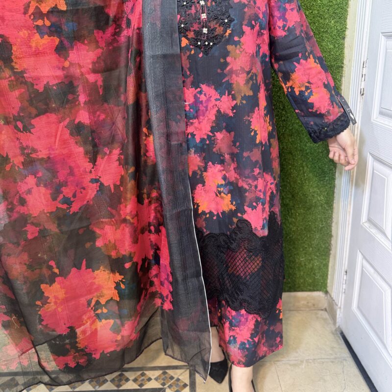 3 PC Embroidery Plain Cotton Lawn