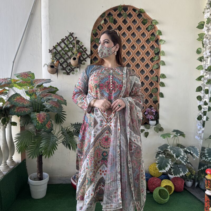 3 PC Printed Lawn Fabric