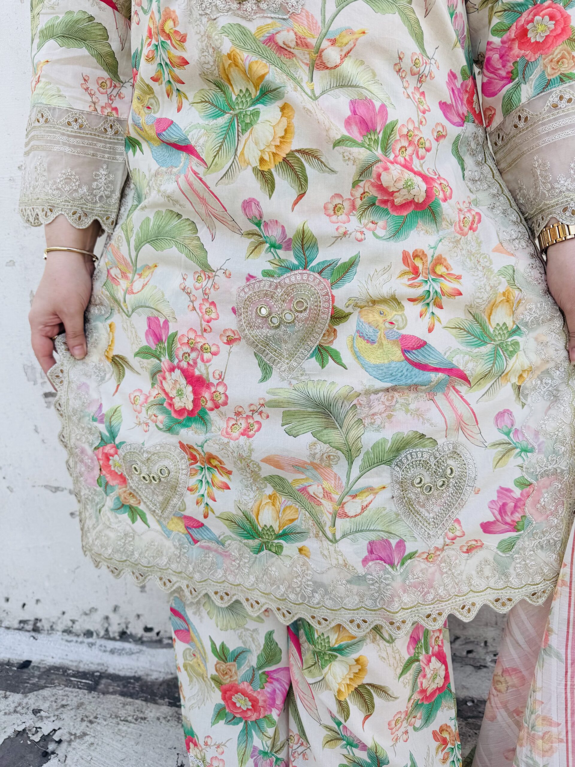 3 PC Mirror Embroidery Lawn Fabric - Image 5