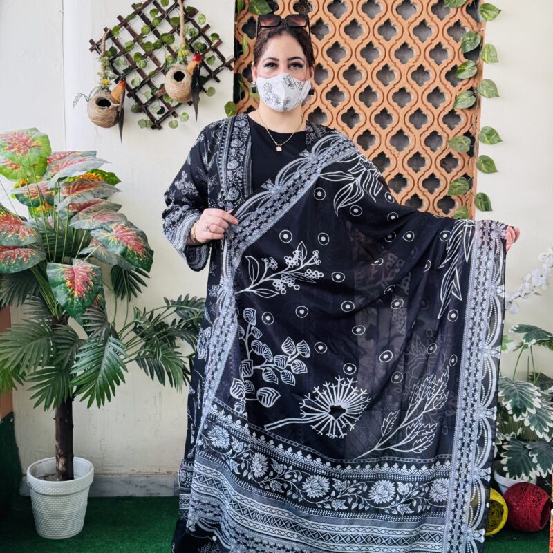 4 PC Embroidery Gown Printed Lawn