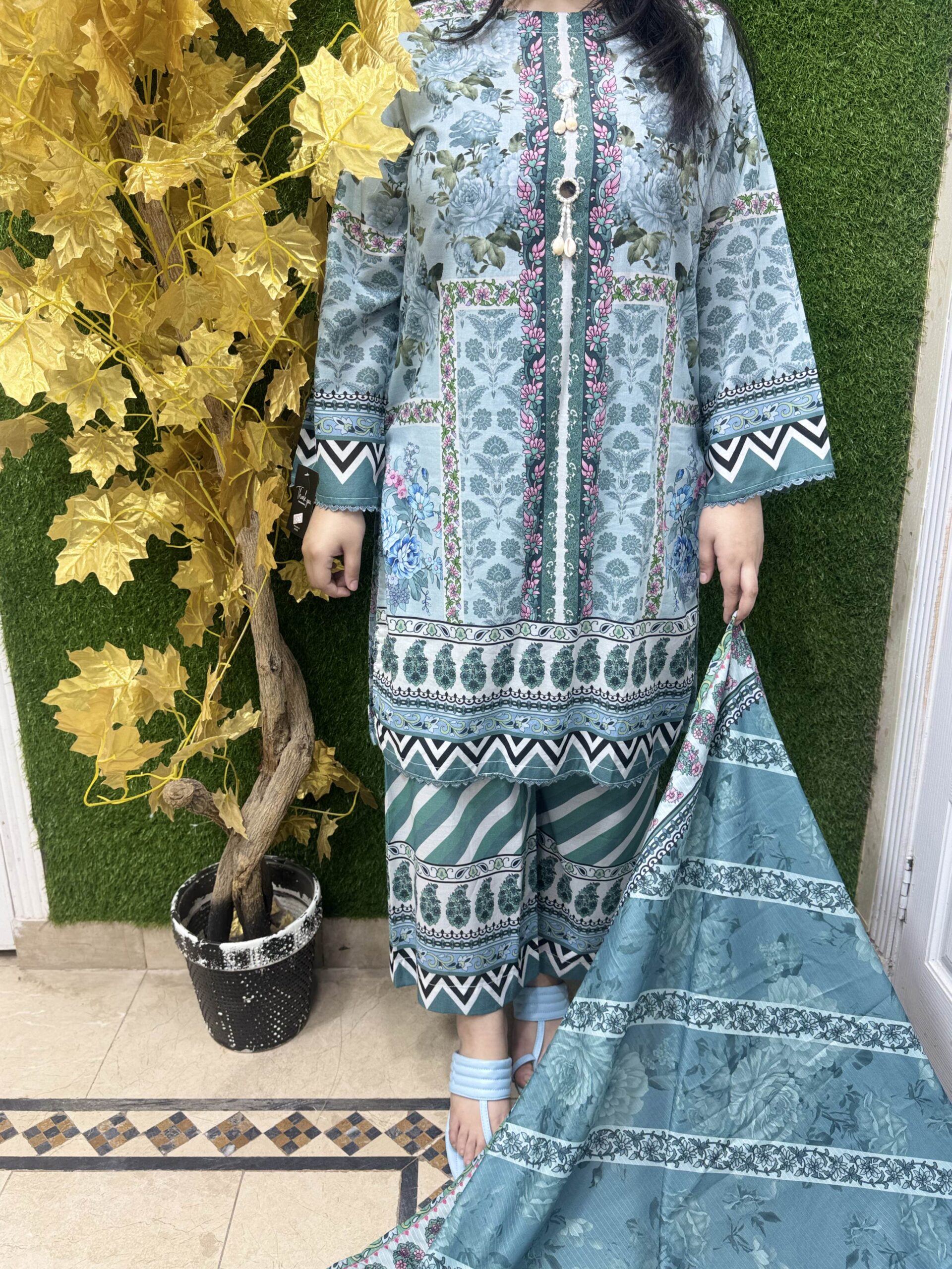 3 PC Printed Lawn Fabric - Image 2