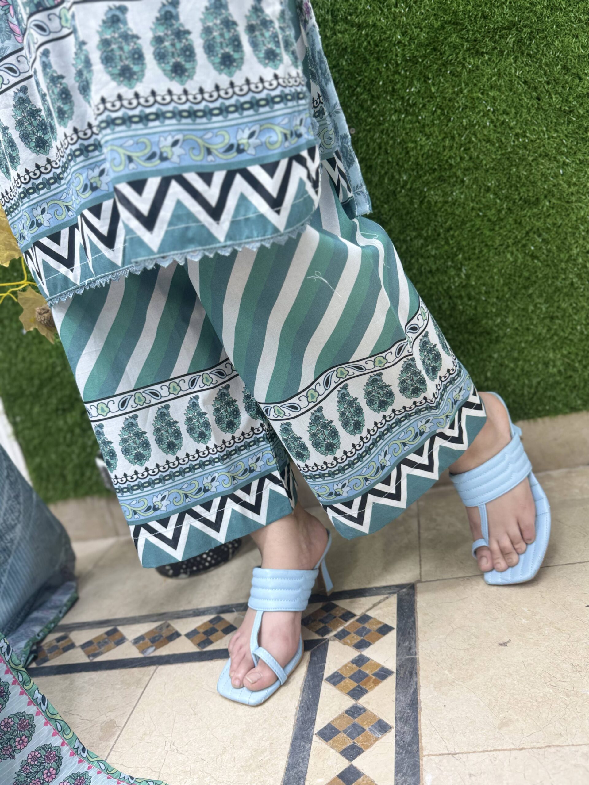 3 PC Printed Lawn Fabric - Image 4