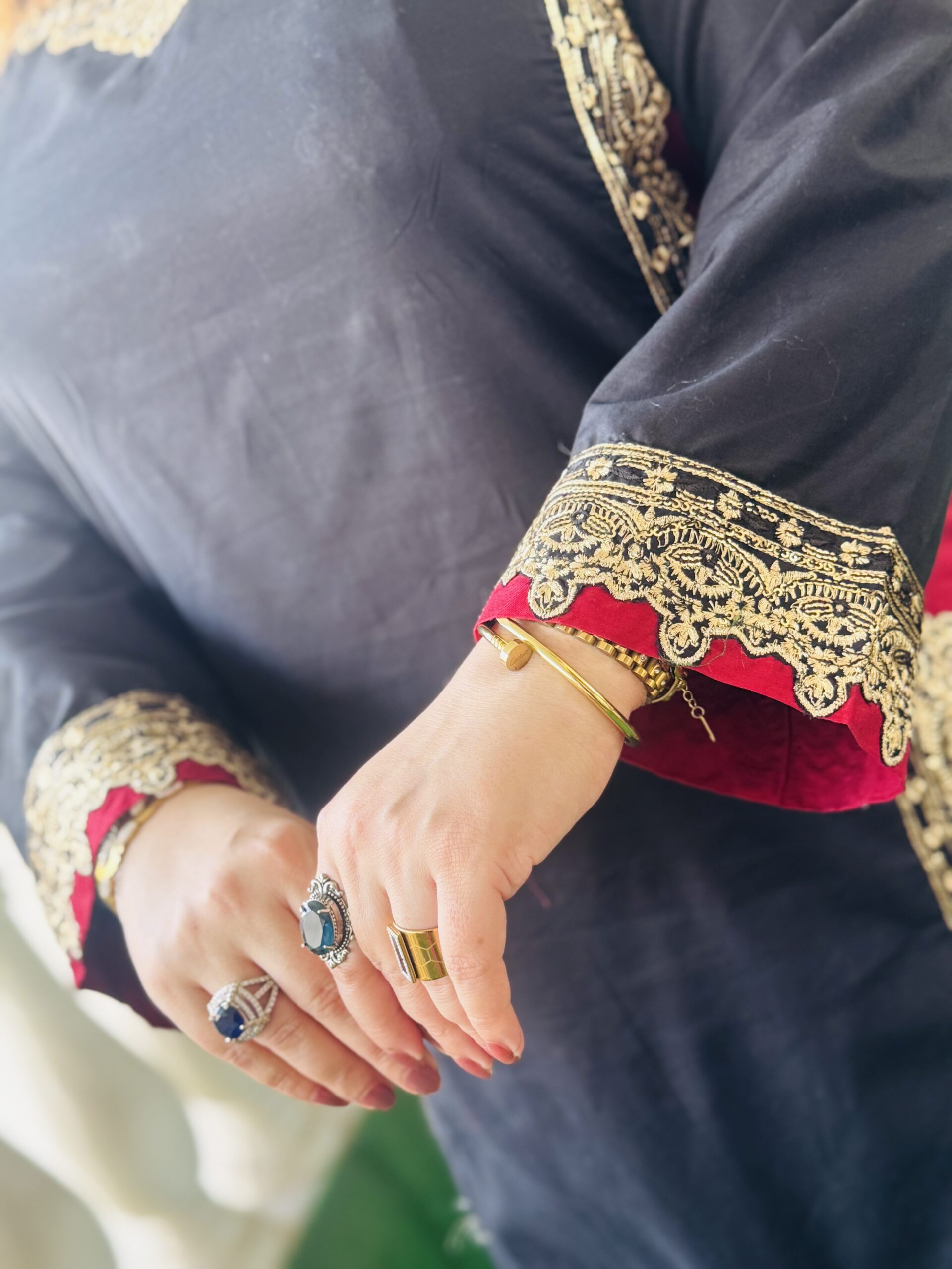 2 PC Embroidery Plain Lawn Fabric - Image 5