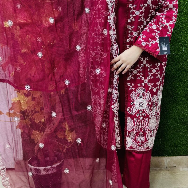 3 PC Printed Lawn Fabric