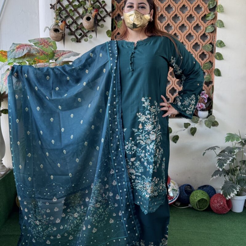 3 PC Embroidery Printed Lawn