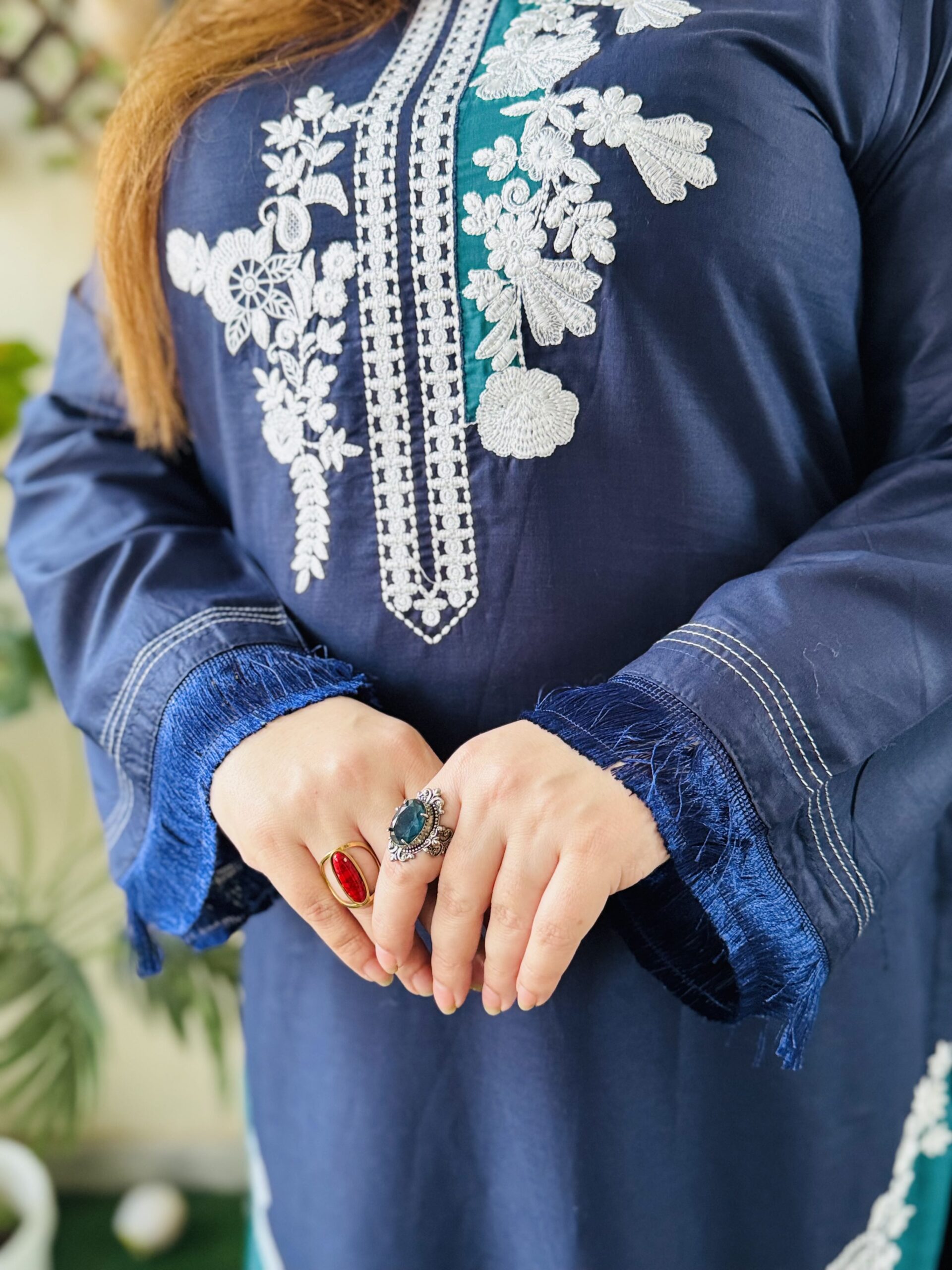 2 PC Embroidery Plain Lawn - Image 5