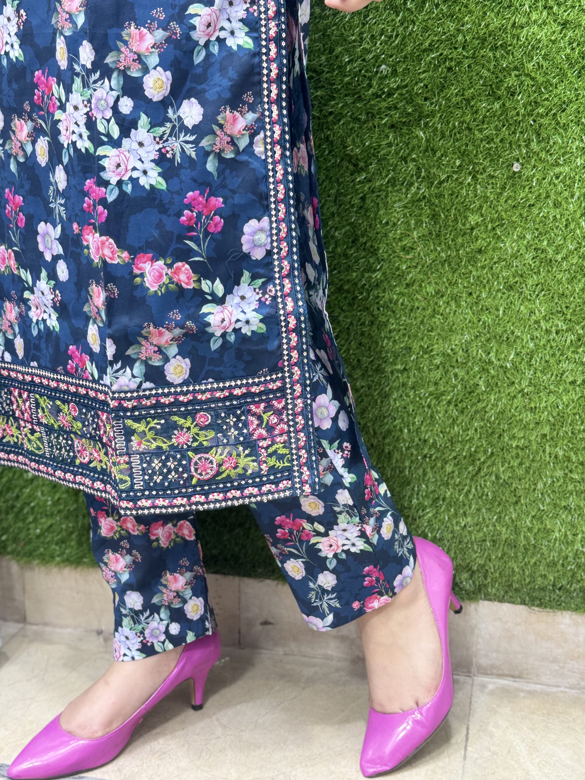 3 PC Embroidery Printed Lawn Fabric - Image 5