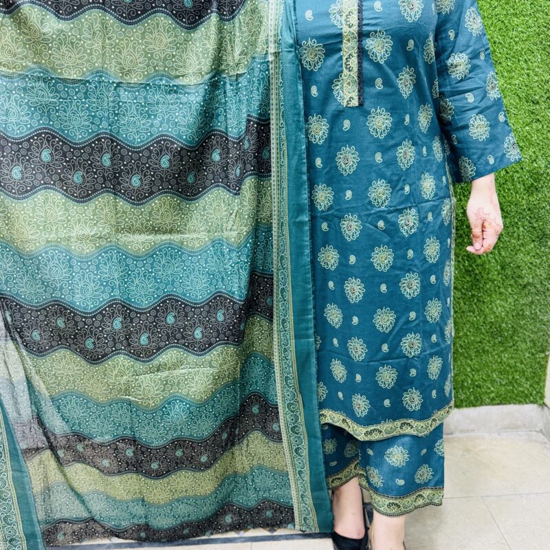 3 PC Printed Lawn Fabric