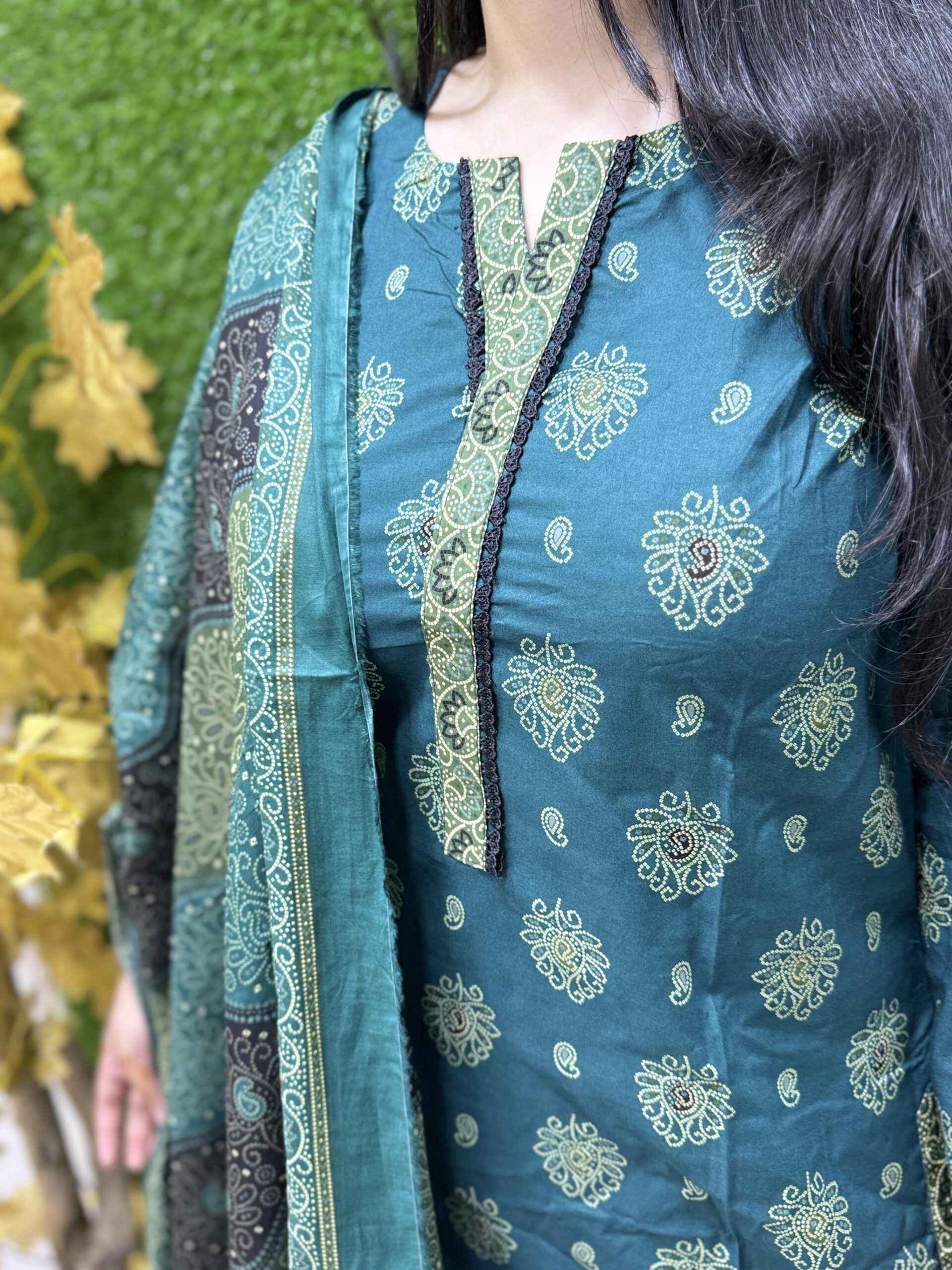 3 PC Printed Lawn Fabric - Image 2