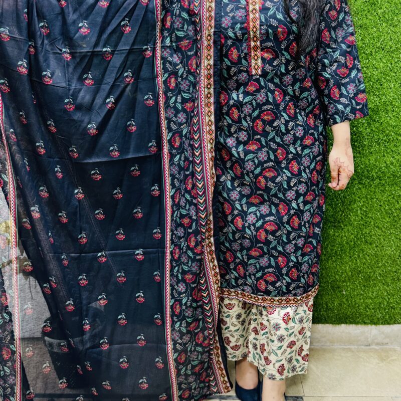 3 PC Printed Lawn Fabric