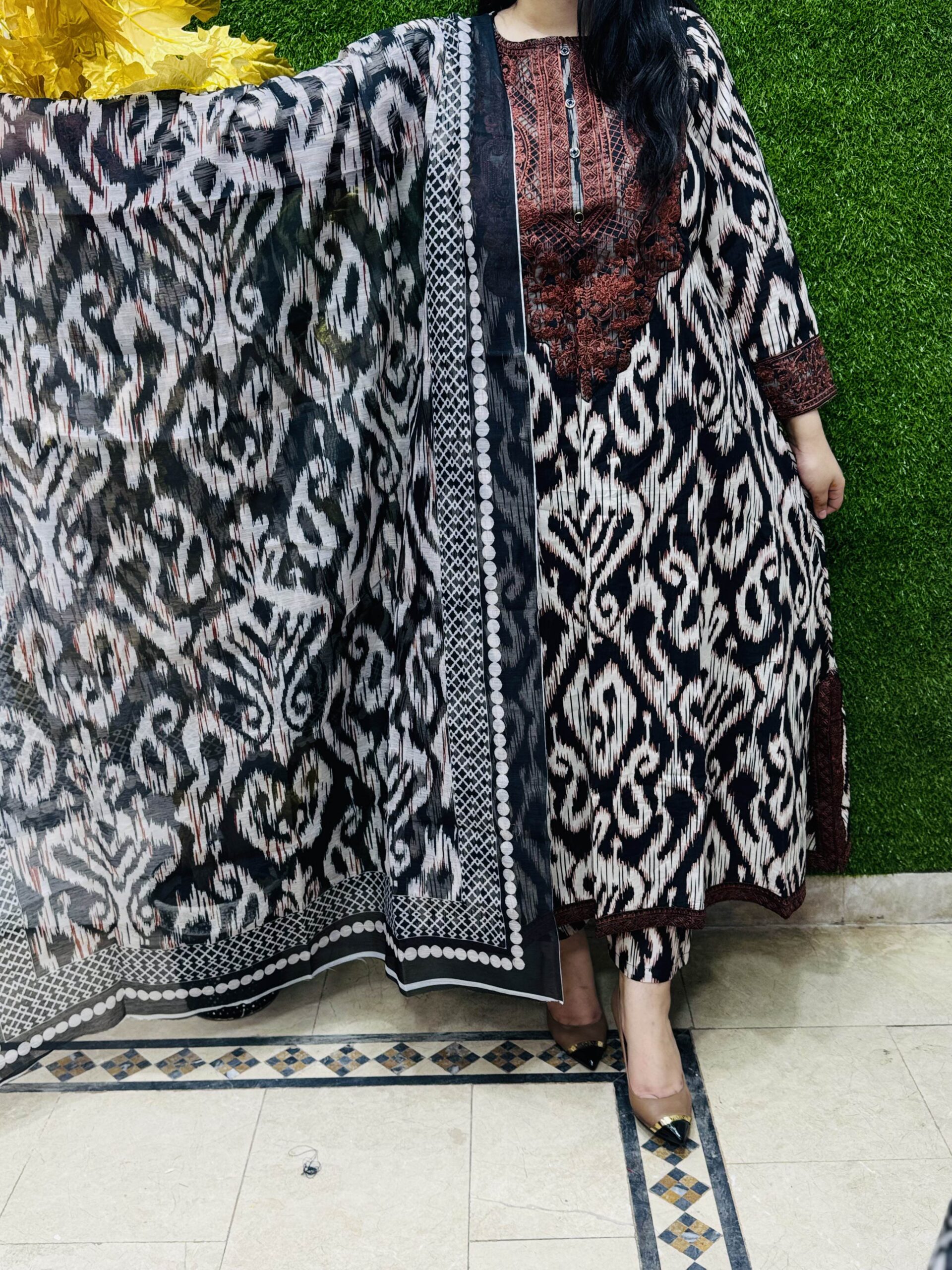 3 PC Embroidery Printed Lawn Fabric
