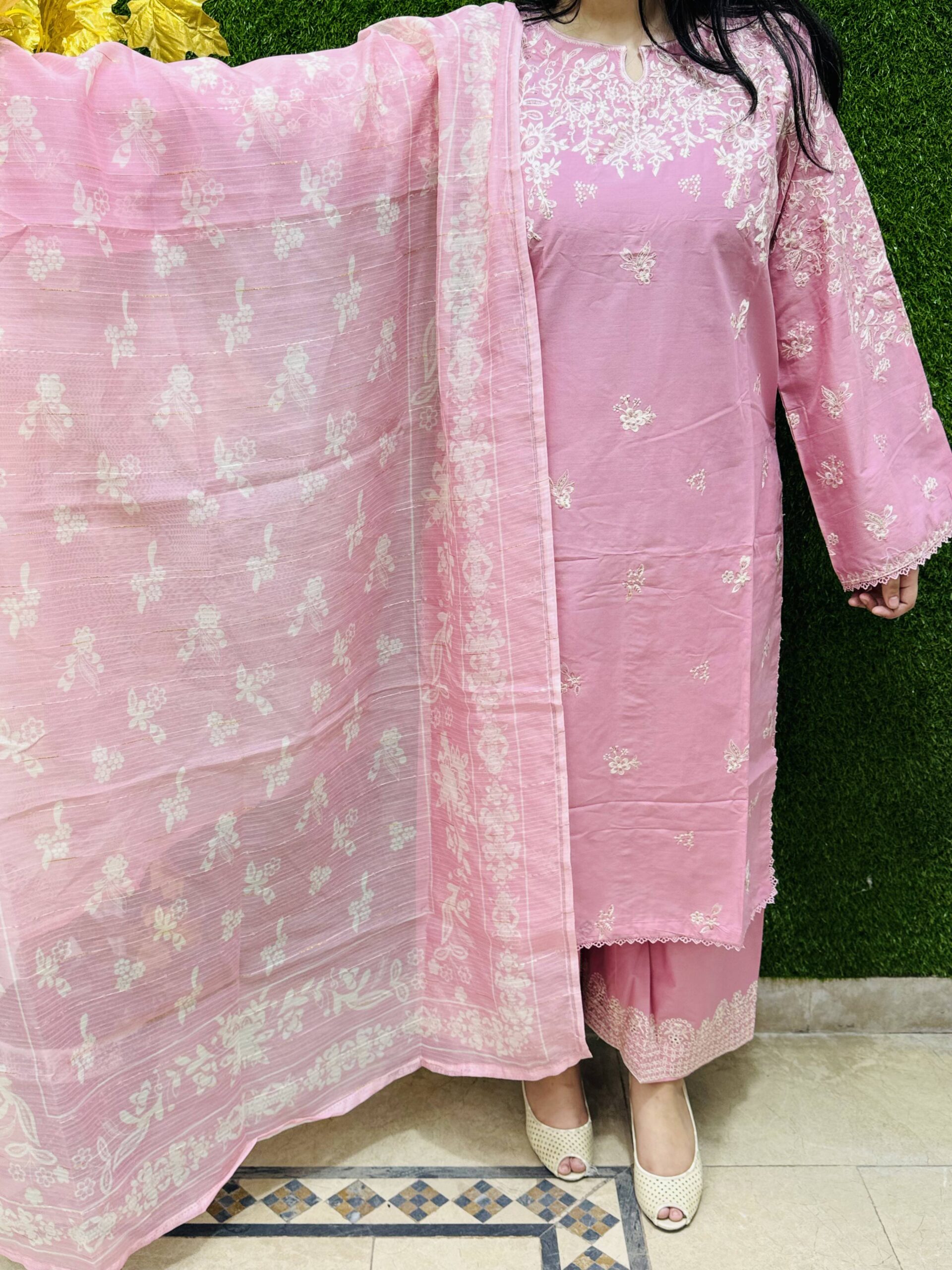 3 Pc Embroidery Lawn Fabric