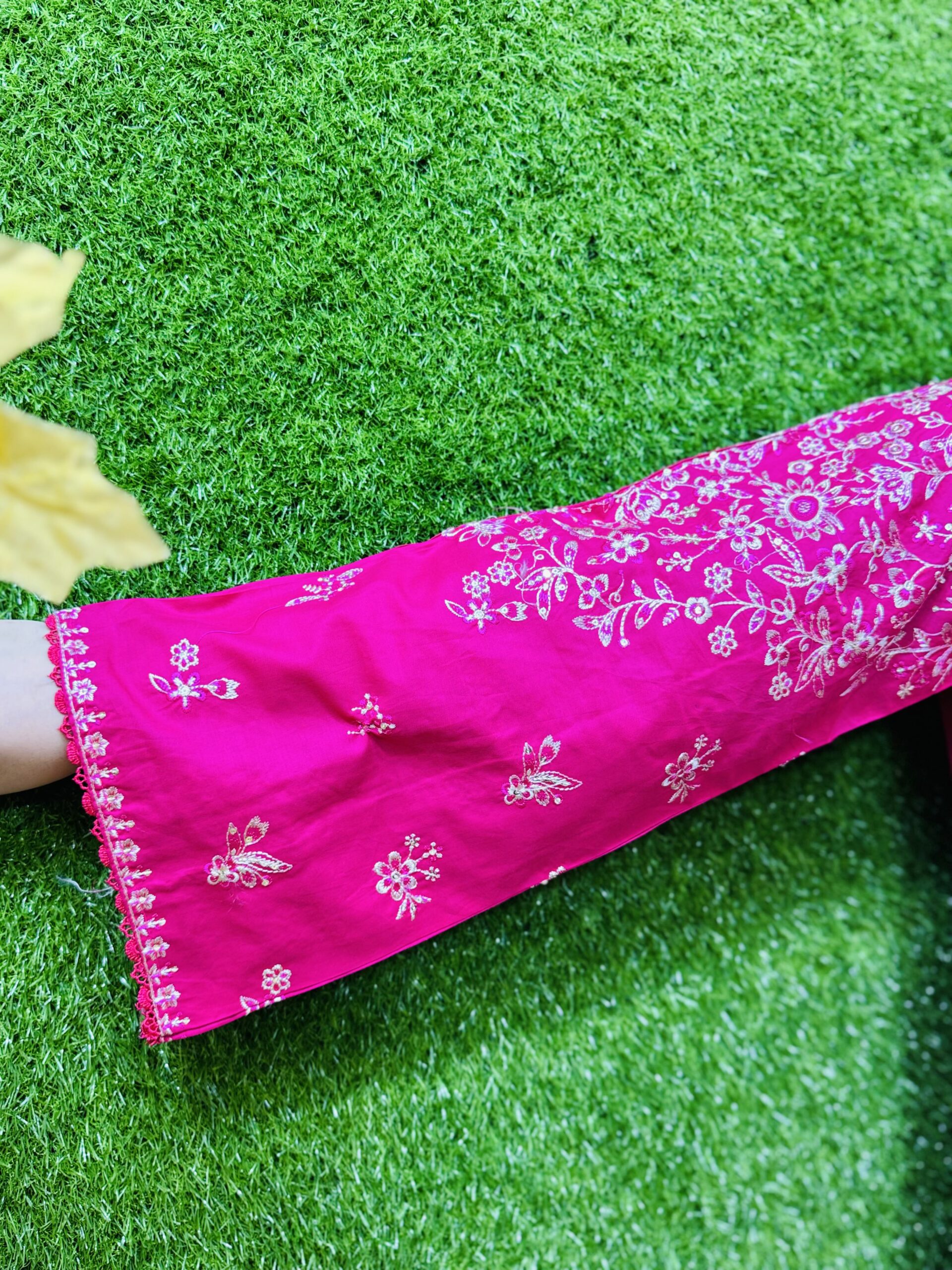3 Pc Embroidery Lawn Fabric - Image 4