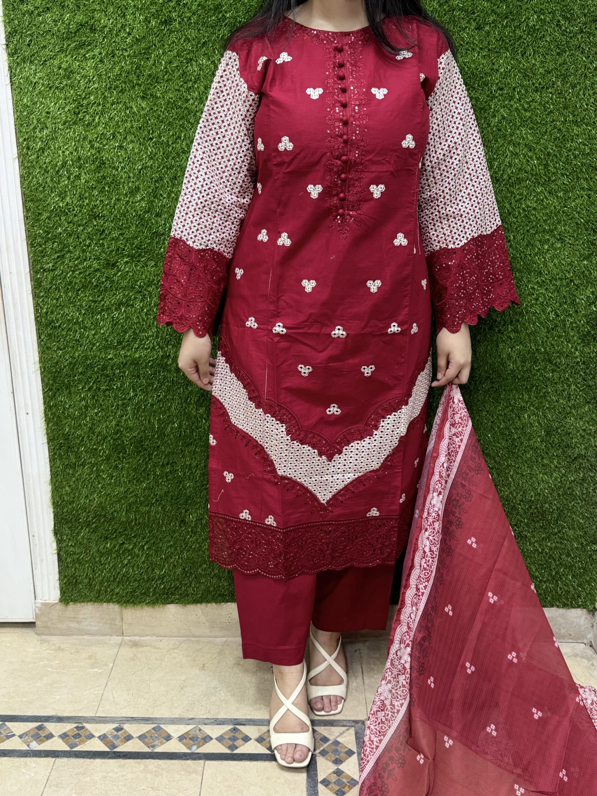 3 Pc Embroidery Lawn Fabric