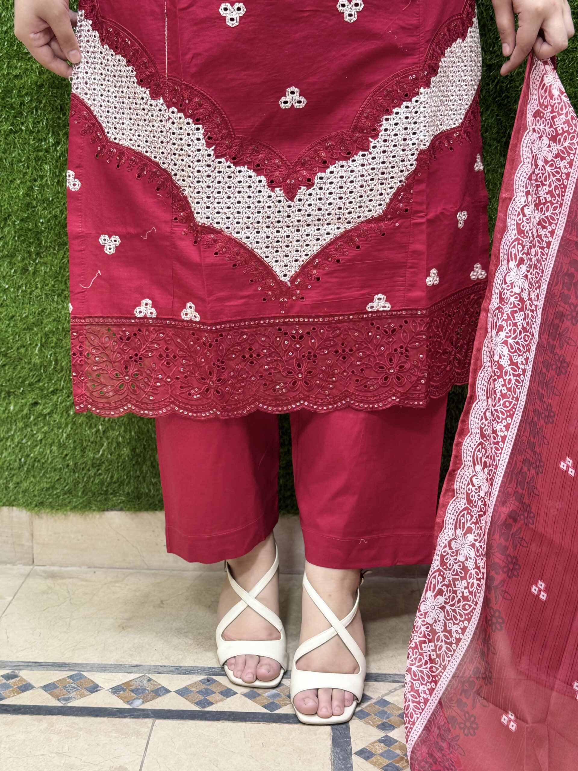 3 Pc Embroidery Lawn Fabric - Image 4